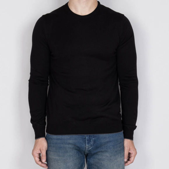 Джемпер Nero черный